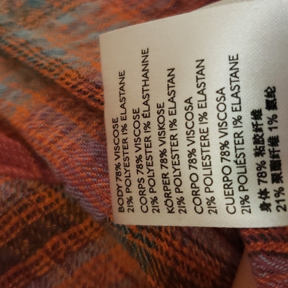 Pilcro long sleeve buttons down plaid burnt orange and brown woman shirt size M - Picture 6 of 6